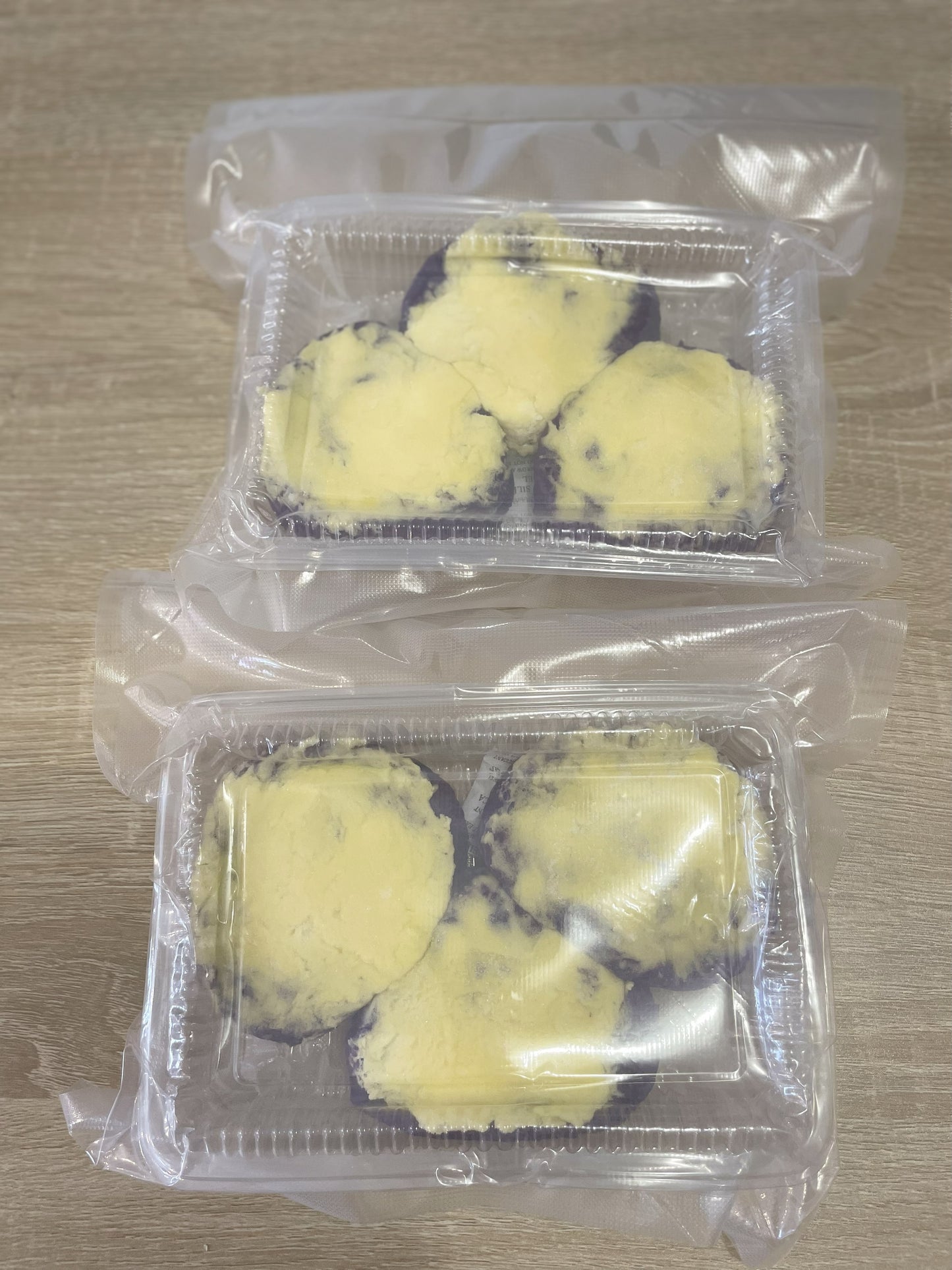 Shippable Treats - 6pcs UBE Pan De Quezo - Vacuum Sealed