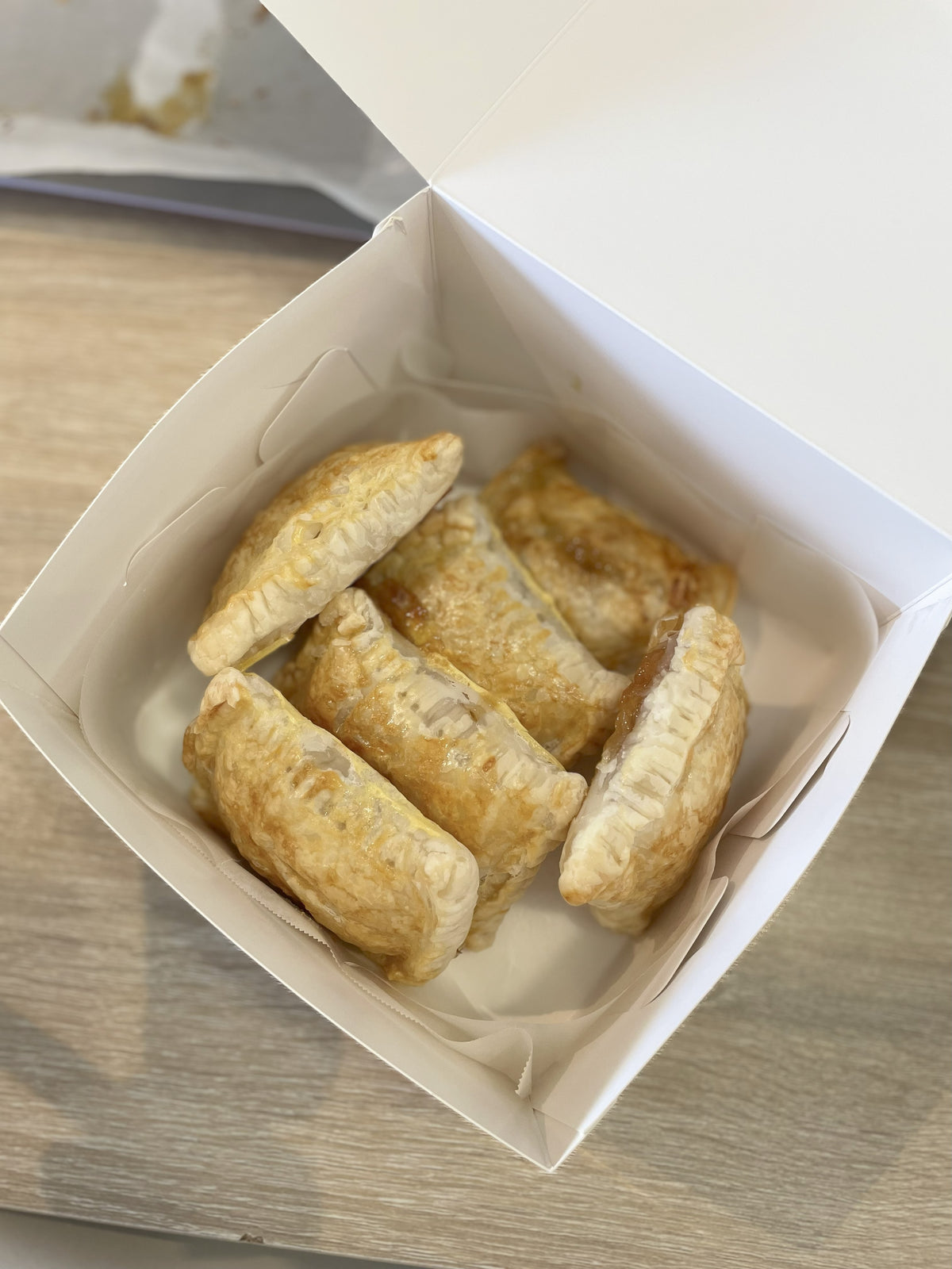 Shippable Treats - 4pcs Ube Macapuno Pie - Vacuum Sealed