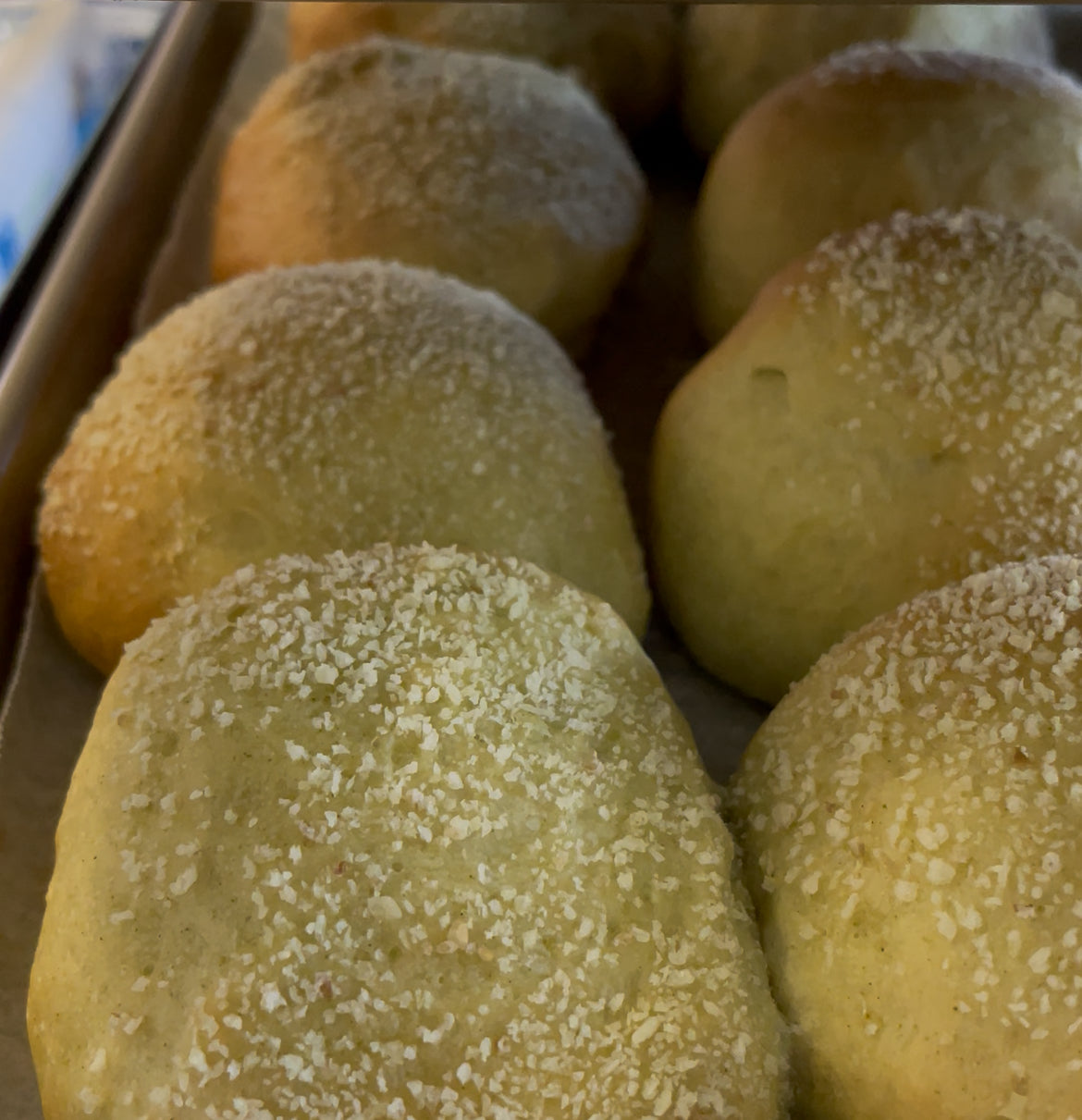 Shippable Treats - 10 pcs Moringa Pandesal